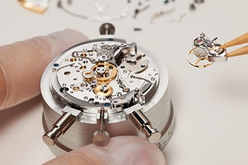 东莞劳力士更换原装电池